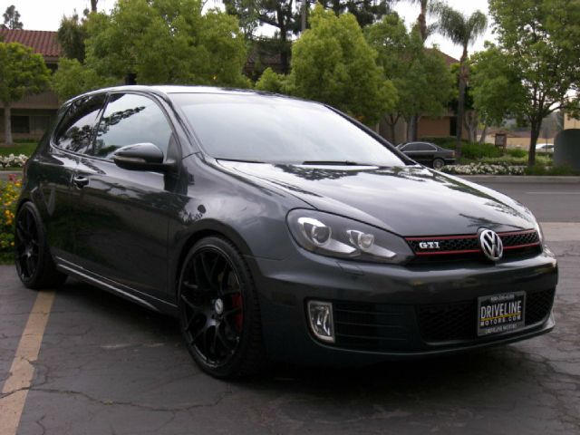 Volkswagen GTI 2010 photo 12