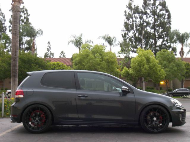 Volkswagen GTI 2010 photo 3