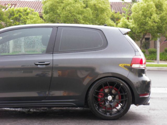 Volkswagen GTI 2010 photo 4
