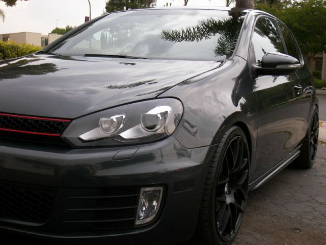 Volkswagen GTI 2010 photo 9
