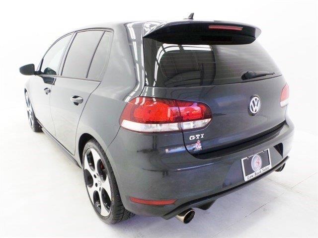 Volkswagen GTI 2011 photo 4