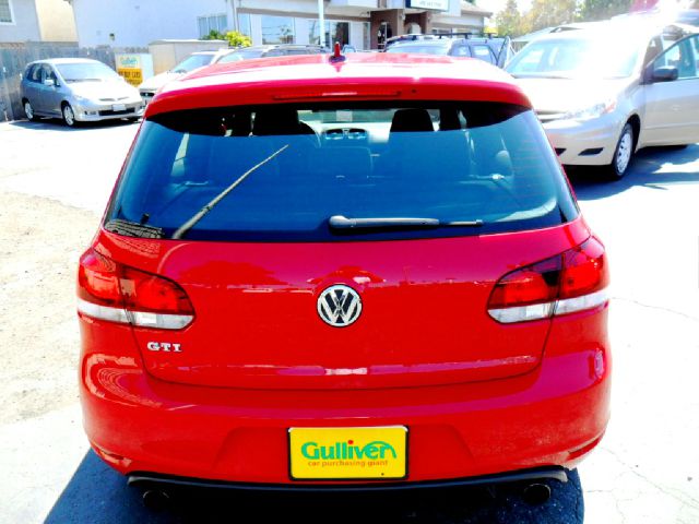 Volkswagen GTI 2011 photo 0