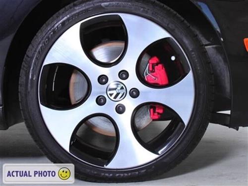 Volkswagen GTI 2011 photo 1