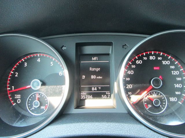 Volkswagen GTI 2011 photo 11