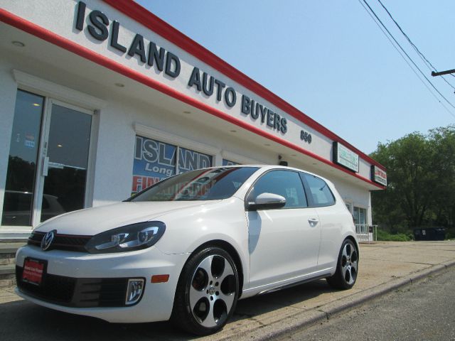 Volkswagen GTI 2011 photo 14