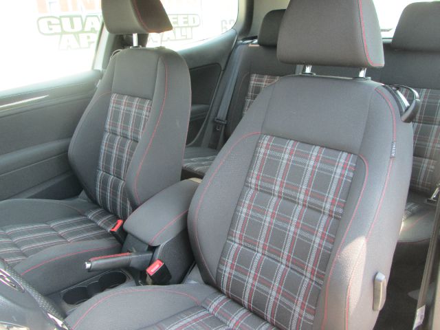 Volkswagen GTI 2011 photo 5