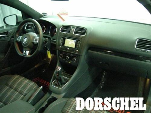 Volkswagen GTI 2011 photo 2