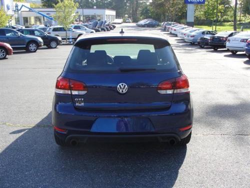 Volkswagen GTI 2011 photo 2