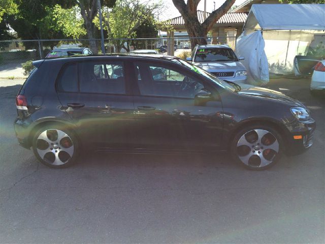 Volkswagen GTI 2011 photo 3