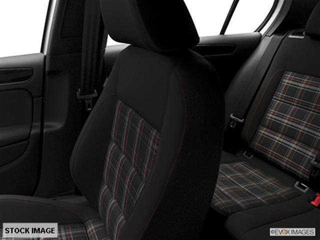 Volkswagen GTI 2012 photo 2