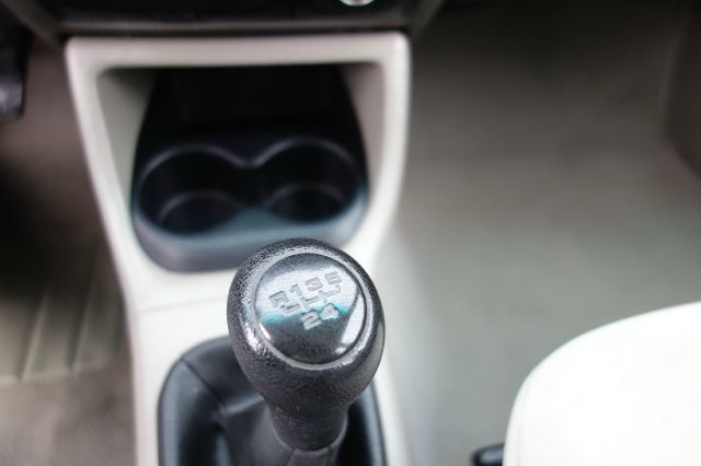 Volkswagen Golf 1996 photo 2