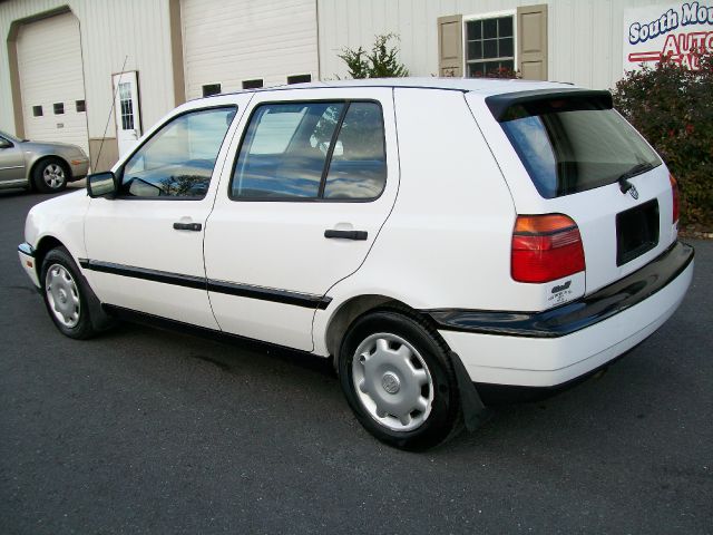 Volkswagen Golf 1997 photo 1