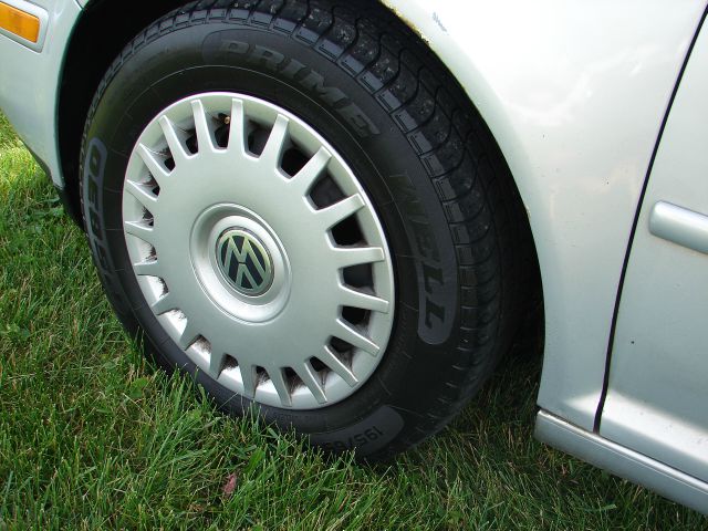 Volkswagen Golf 1999 photo 1