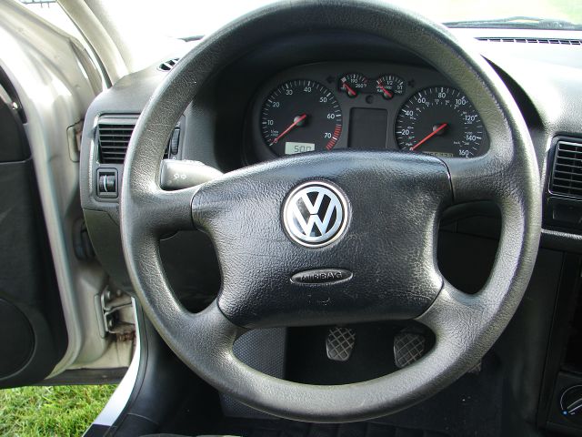 Volkswagen Golf 1999 photo 3