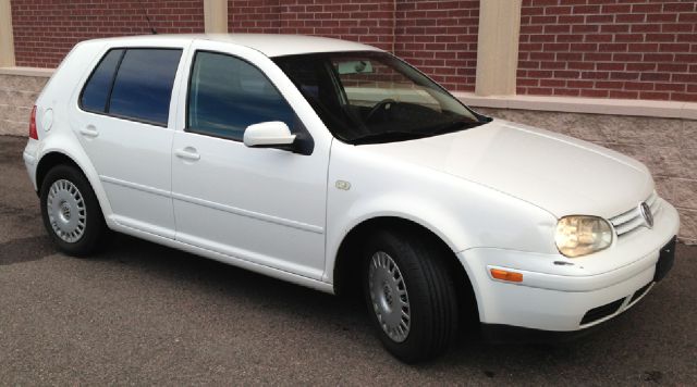 Volkswagen Golf 2000 photo 1