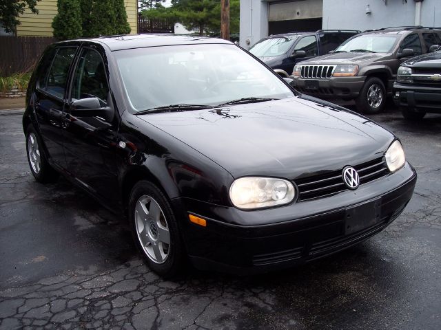 Volkswagen Golf 2000 photo 1