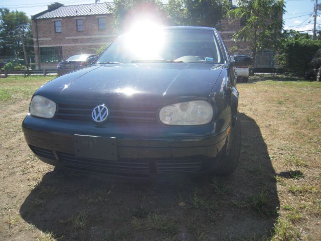 Volkswagen Golf 2000 photo 1