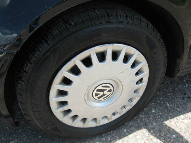 Volkswagen Golf 2000 photo 4