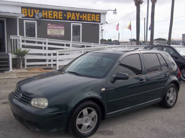 Volkswagen Golf Quad Cab 4x2 Shortbox XLT Hatchback