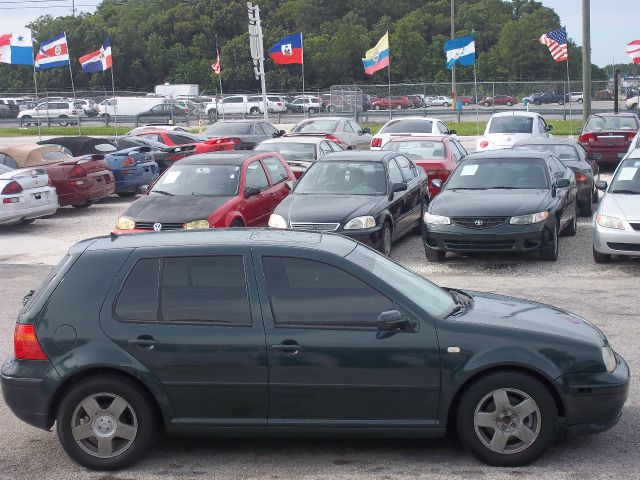 Volkswagen Golf 2000 photo 2
