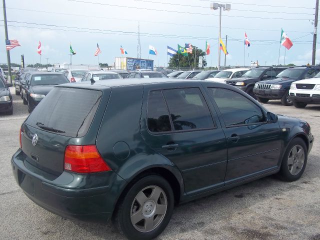 Volkswagen Golf 2000 photo 4
