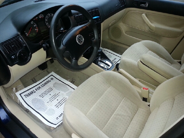 Volkswagen Golf 2000 photo 1