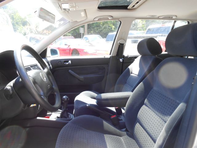 Volkswagen Golf Quad Cab 4x2 Shortbox XLT Hatchback