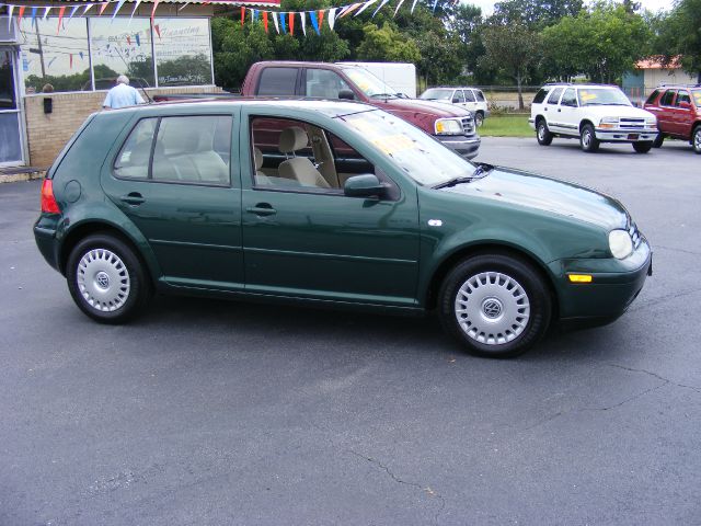Volkswagen Golf 2001 photo 1