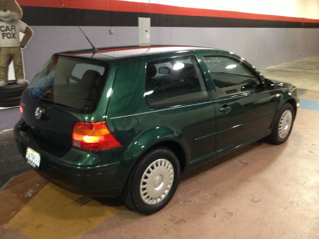 Volkswagen Golf 2001 photo 1