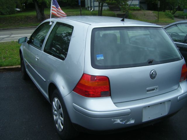 Volkswagen Golf 2001 photo 1