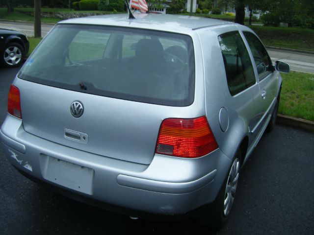 Volkswagen Golf 2001 photo 2