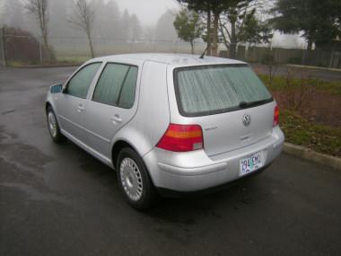 Volkswagen Golf 2002 photo 1