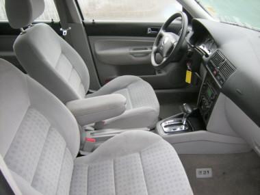 Volkswagen Golf 2002 photo 3