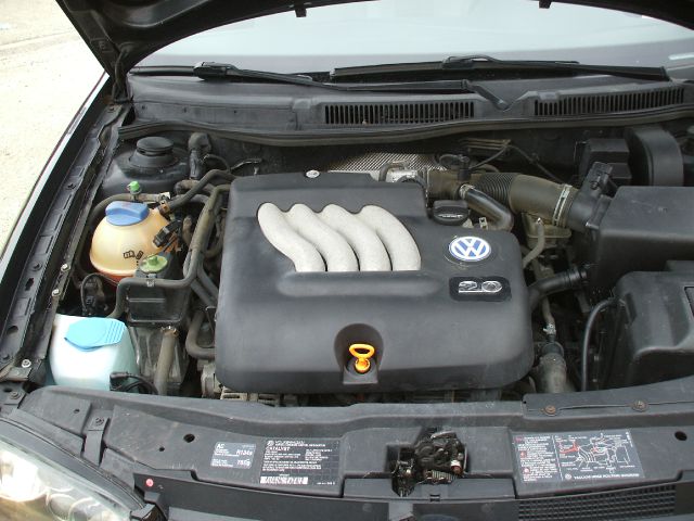 Volkswagen Golf Quad Cab 4x2 Shortbox XLT Hatchback
