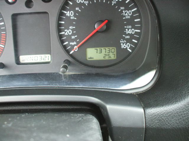 Volkswagen Golf 2002 photo 4