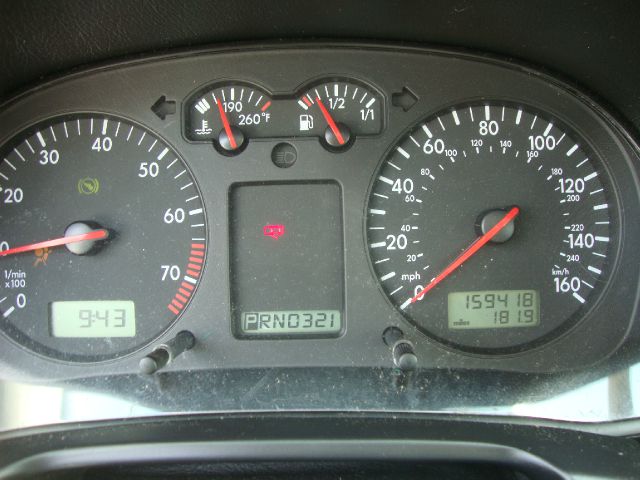 Volkswagen Golf 2002 photo 9