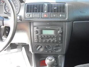 Volkswagen Golf 2002 photo 4