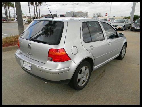 Volkswagen Golf 2002 photo 3