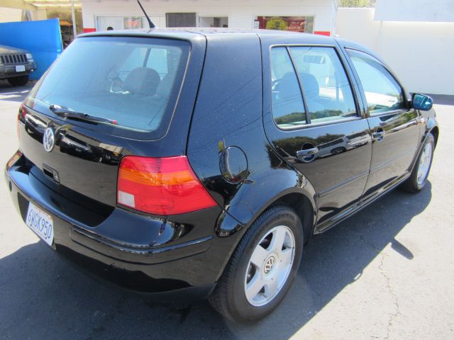 Volkswagen Golf 2002 photo 1