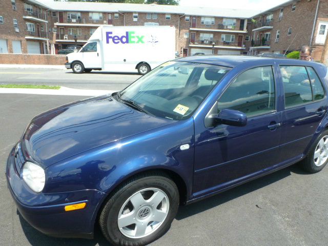 Volkswagen Golf 2002 photo 1