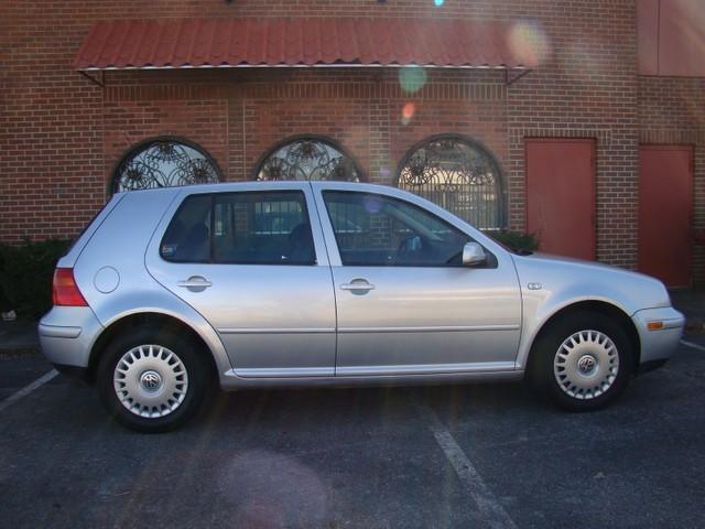 Volkswagen Golf 2002 photo 1