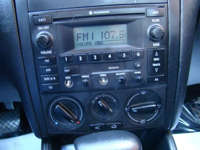 Volkswagen Golf 2002 photo 3