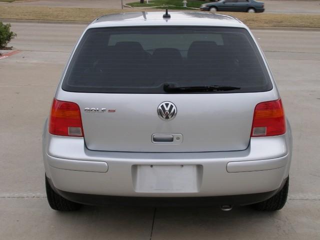 Volkswagen Golf 2002 photo 1