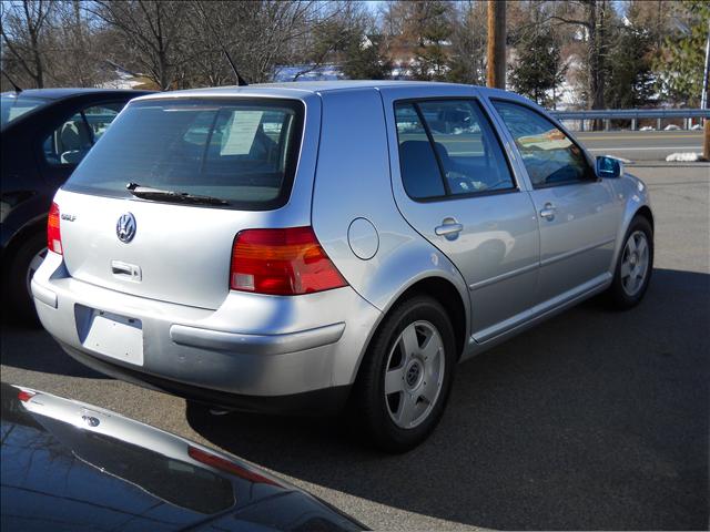 Volkswagen Golf 2002 photo 1