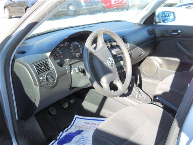 Volkswagen Golf 2002 photo 2