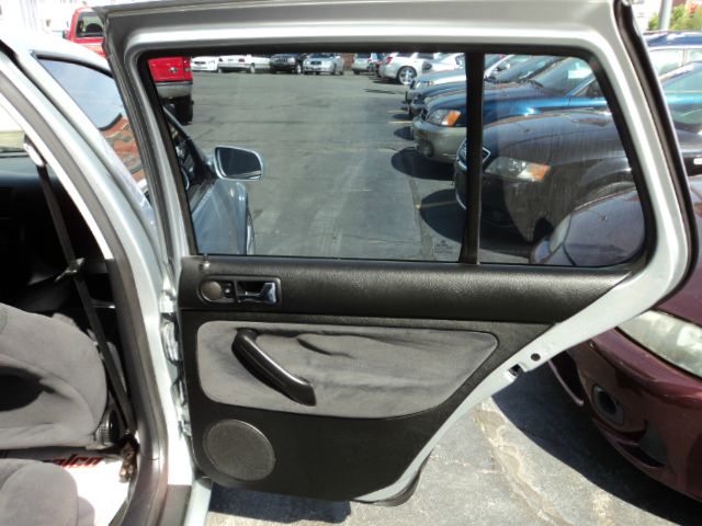 Volkswagen Golf 2003 photo 3