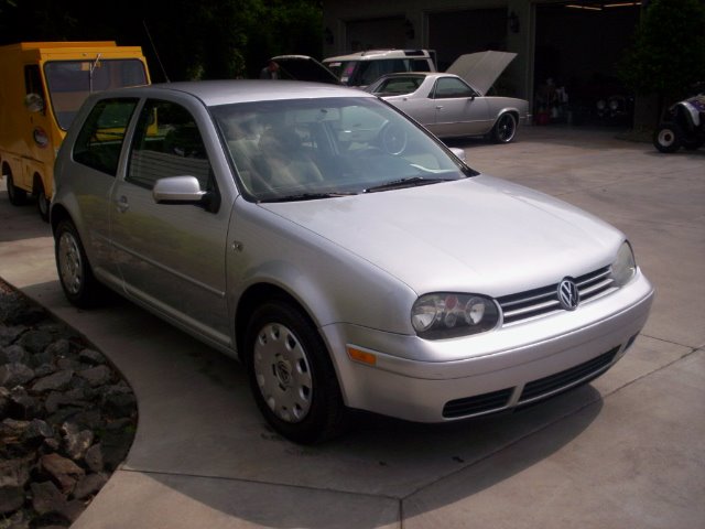 Volkswagen Golf 2003 photo 3