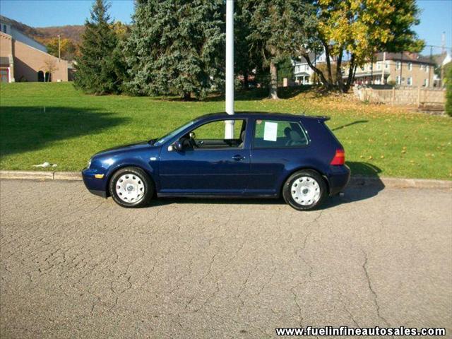 Volkswagen Golf I-4 Manual Hatchback