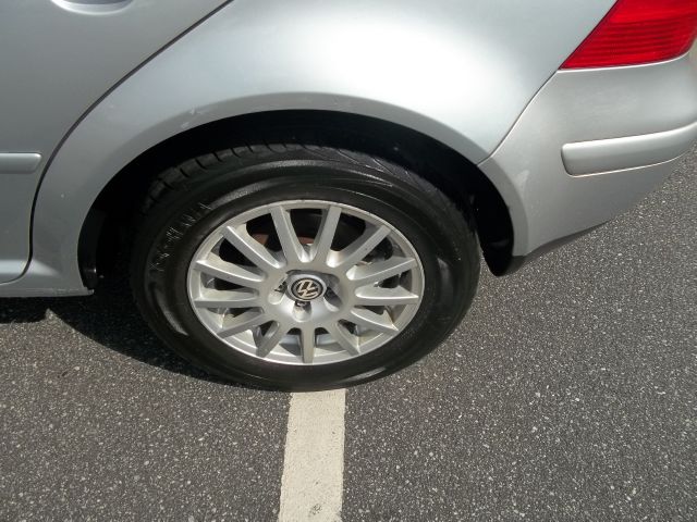 Volkswagen Golf 2003 photo 2