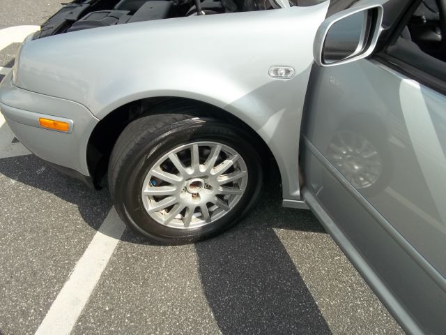 Volkswagen Golf 2003 photo 3